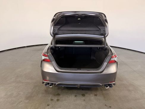 Used 2023 Toyota Camry XSE FWD image 11