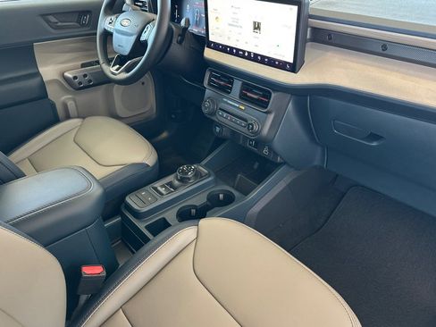 New 2025 Ford Maverick Lariat w/ 4K Tow Package image 14