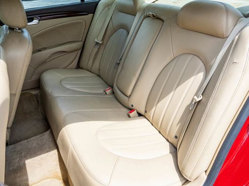 Used 2008 Buick Lucerne CXL w/ Ultra Confidence Package FWD image 34