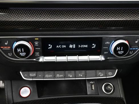 Used 2023 Audi SQ5 Prestige w/ Prestige Package image 30