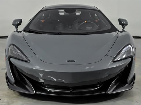 Used 2019 McLaren 600LT RWD image 5