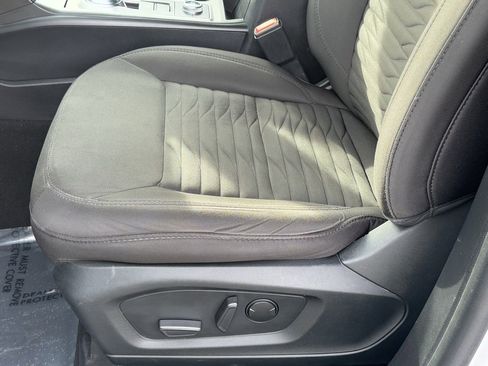 Used 2021 Ford Explorer XLT w/ Class III Trailer Tow Package image 11