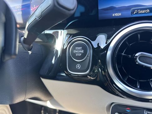 Used 2025 Mercedes-Benz GLA 250 GLA 250 image 19