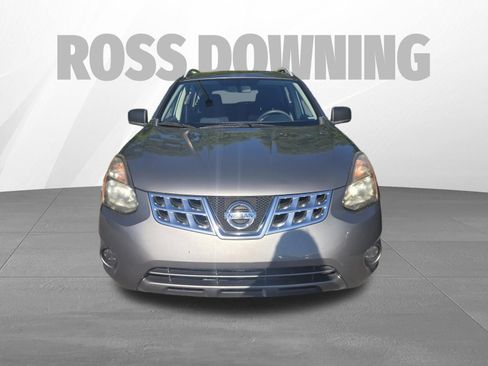 Used 2015 Nissan Rogue S w/ Convenience Package FWD image 2