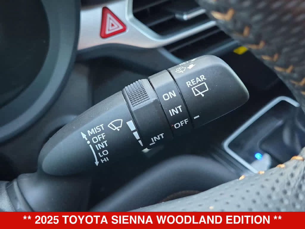 Used 2025 Toyota Sienna XLE Woodland Edition AWD/4WD image 26