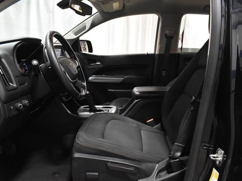 Used 2020 Chevrolet Colorado LT AWD/4WD image 3