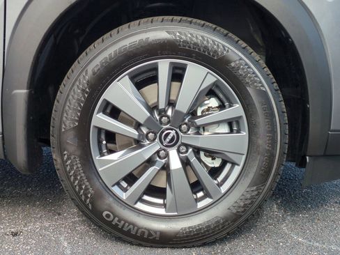 New 2026 Nissan Pathfinder SV FWD image 11
