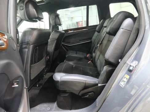 Used 2019 Mercedes-Benz GLS 550 4MATIC image 23