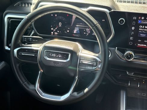 Used 2025 GMC Canyon Elevation RWD image 13