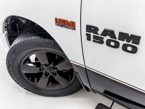 Used 2016 RAM 1500 Big Horn image 13