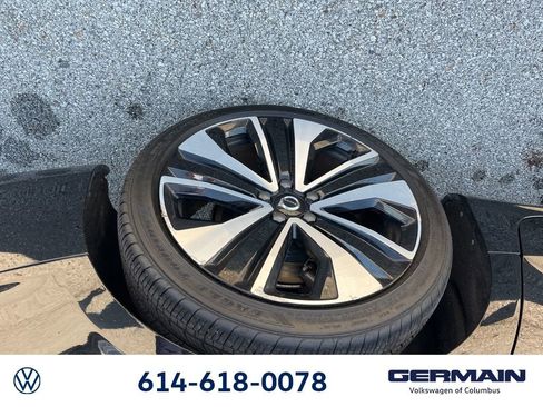 Used 2022 Volvo S60 B5 Momentum w/ Climate Package FWD image 21
