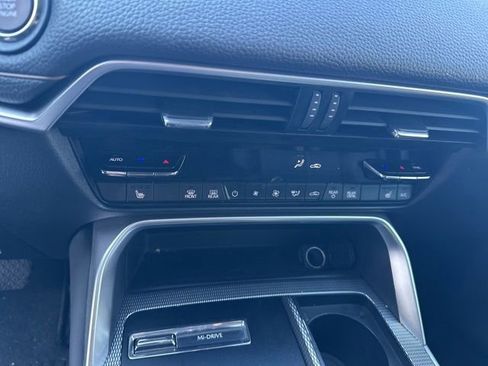 Certified 2024 MAZDA CX-90 3.3 Turbo w/ Premium Package AWD/4WD image 16