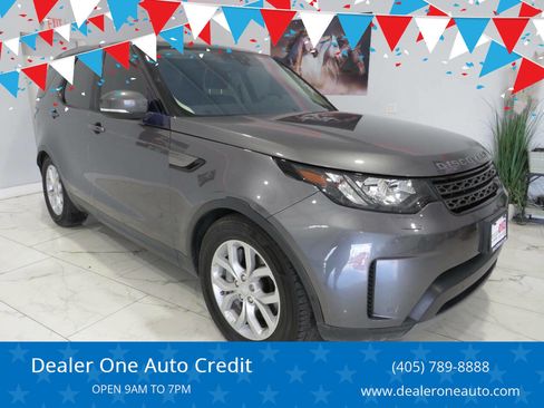 Used 2018 Land Rover Discovery SE AWD/4WD image 1
