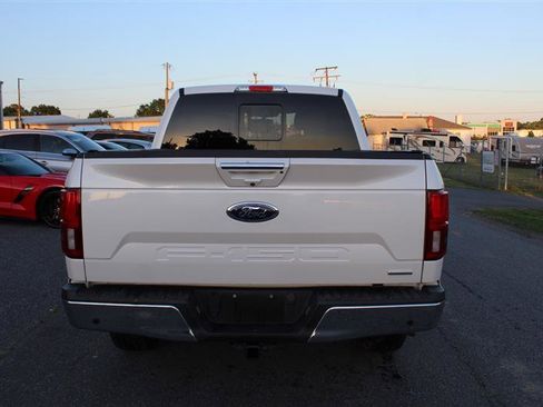 Used 2018 Ford F150 Lariat w/ Equipment Group 502A Luxury AWD/4WD image 6