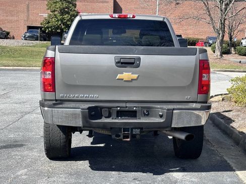 Used 2013 Chevrolet Silverado 2500 LT w/ Custom Sport Truck Package image 4