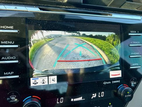 Used 2019 Toyota Camry SE FWD image 24