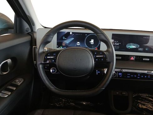 Used 2024 Hyundai Ioniq 5 SEL RWD image 12