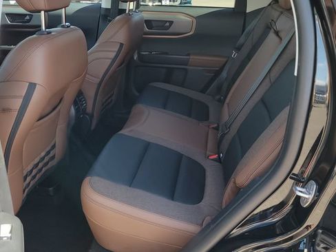 Certified 2025 Ford Bronco Sport Outer Banks w/ Outer Banks Tech Package+ AWD/4WD image 8