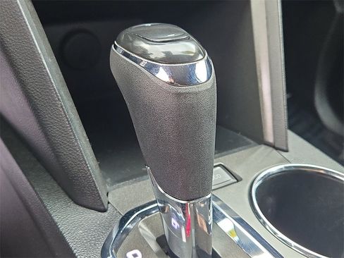 Used 2016 GMC Terrain SLE image 17