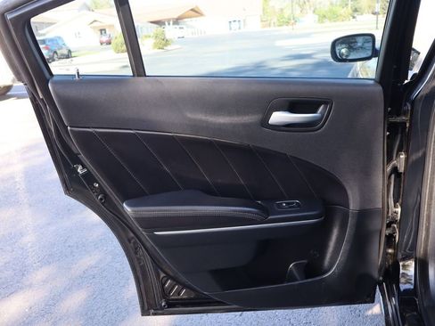 Used 2018 Dodge Charger GT image 24