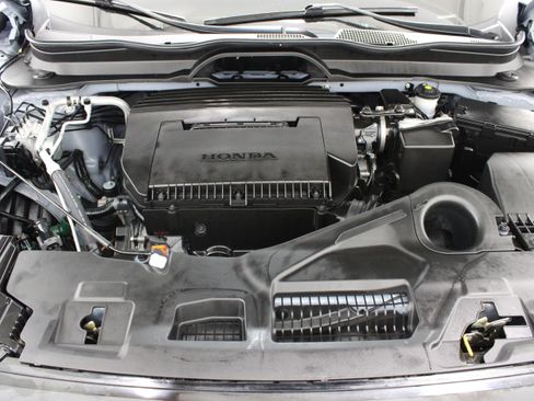 Used 2025 Honda Pilot TrailSport image 42