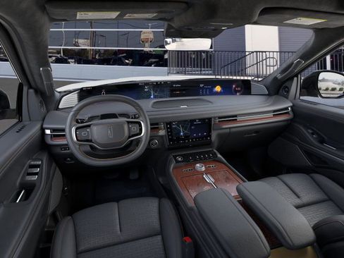 New 2025 Lincoln Navigator Black Label image 9