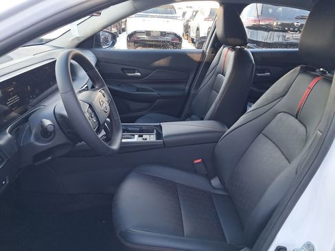 New 2026 Nissan Sentra SR w/ SR Premium Package FWD image 10