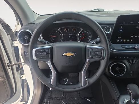 Used 2023 Chevrolet Blazer LT AWD/4WD image 12