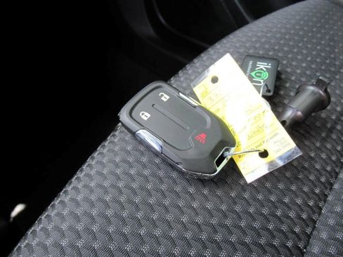 Certified 2024 GMC Terrain SLE image 30