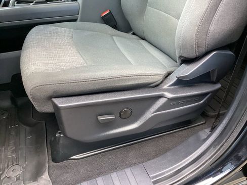 Used 2023 Ford F250 XLT w/ XLT Premium Package image 28