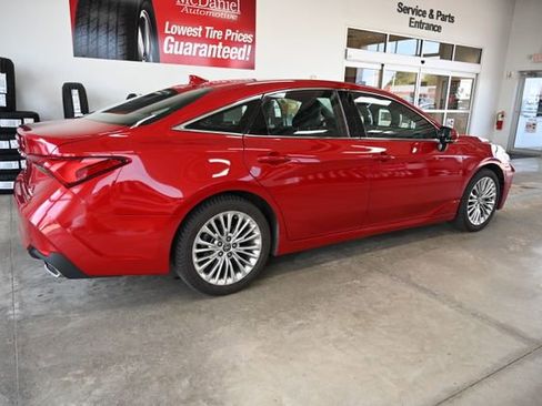 Used 2021 Toyota Avalon Limited w/ Advanced Safety Package AWD/4WD image 5