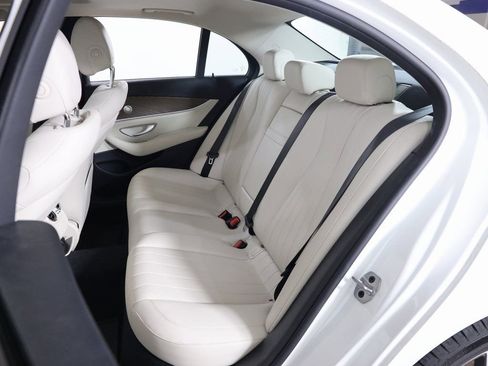 Certified 2022 Mercedes-Benz E 350 4MATIC Sedan image 51