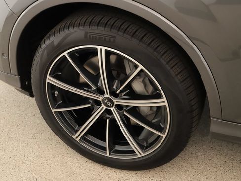 New 2026 Audi Q7 2.0T Premium Plus AWD/4WD image 30