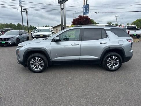 Used 2025 Chevrolet Equinox LT w/ Convenience Package II AWD/4WD image 8