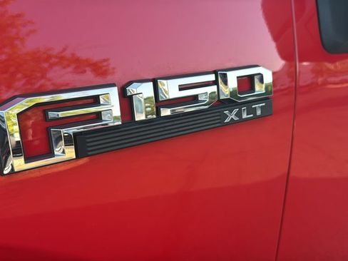 Used 2019 Ford F150 XLT w/ Equipment Group 302A Luxury AWD/4WD image 12