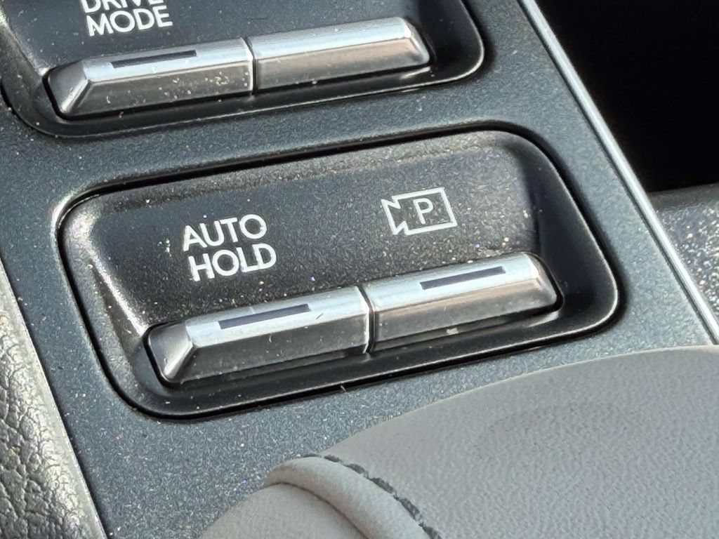 Certified 2025 Hyundai Sonata SEL AWD/4WD image 35