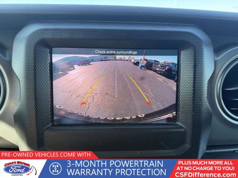 Used 2023 Jeep Wrangler Willys image 14