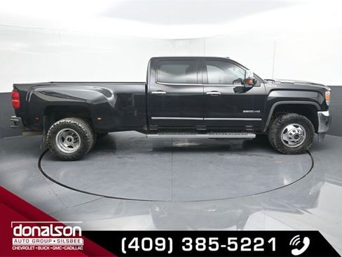 Used 2018 GMC Sierra 3500 SLT w/ Duramax Plus Package image 2