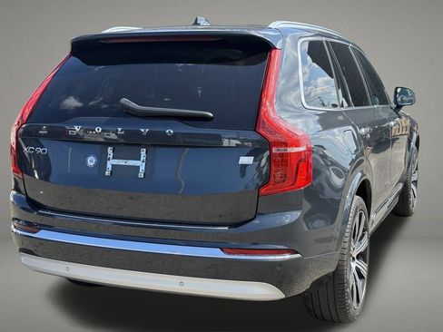 Used 2022 Volvo XC90 T8 Inscription image 5