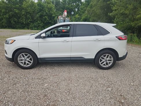 Used 2022 Ford Edge SEL w/ Convenience Package AWD/4WD image 7