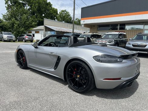 Used 2025 Porsche 718 Boxster GTS RWD image 19