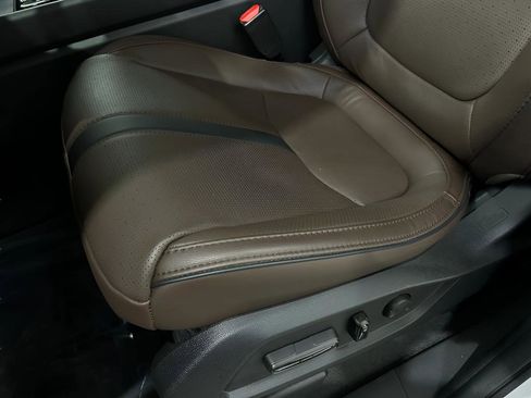 Certified 2025 Honda Pilot Elite image 17