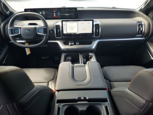 New 2026 Ford Expedition Tremor image 13