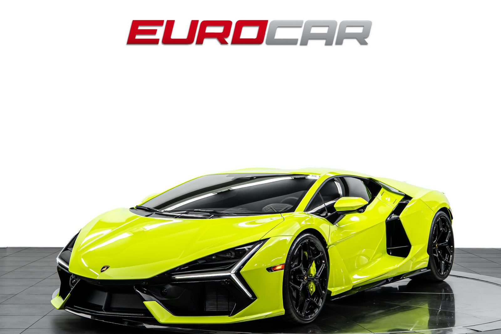 Used 2025 Lamborghini Revuelto AWD/4WD image 1