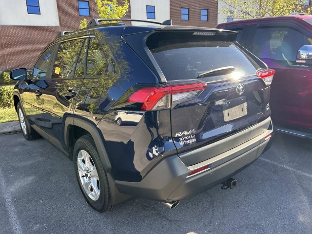 Used 2021 Toyota RAV4 XLE w/ XLE Grade Weather Package AWD/4WD image 8