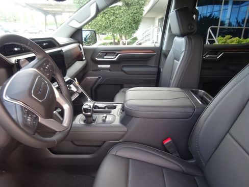 New 2026 GMC Sierra 1500 Elevation AWD/4WD image 14