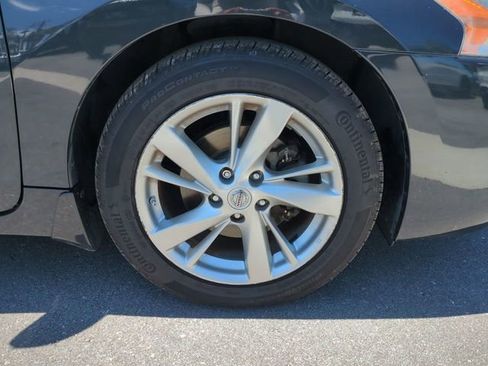 Used 2014 Nissan Altima 2.5 SL w/ Technology Package FWD image 11