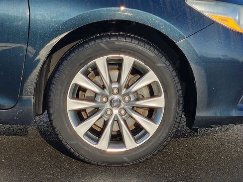 Used 2015 Toyota Camry XLE image 8