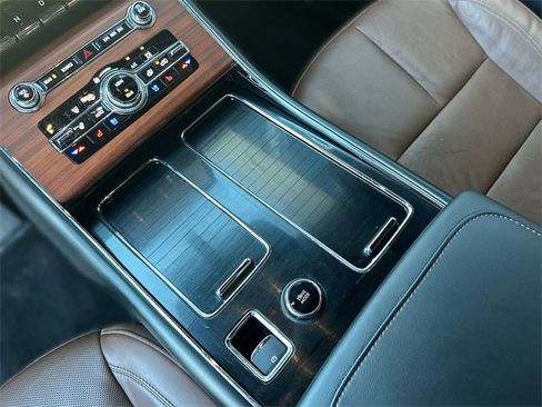 Used 2023 Lincoln Aviator Reserve w/ Equipment Group 201A image 22
