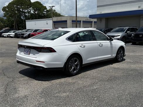 Used 2023 Honda Accord EX-L image 5